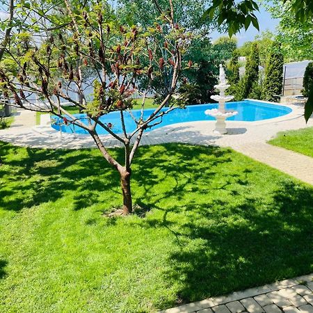 Therme - Corbeanca By The Lake Luxury Villa Esterno foto