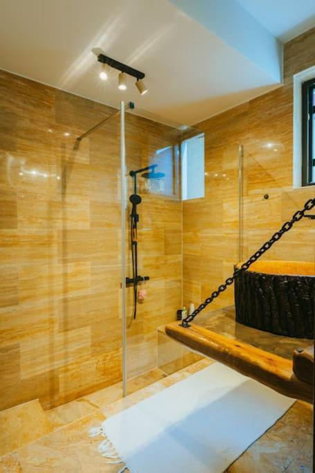 Therme - Corbeanca By The Lake Luxury Villa Esterno foto