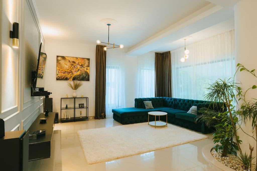 Therme - Corbeanca By The Lake Luxury Villa Esterno foto
